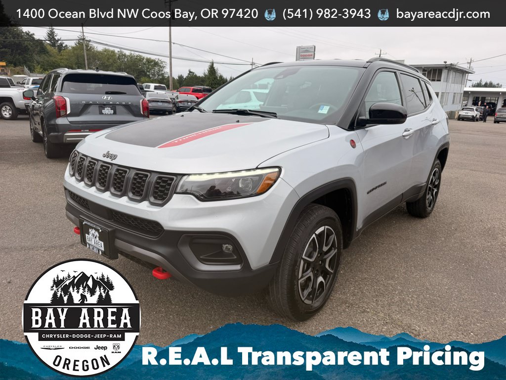 Used 2024 Jeep Compass Trailhawk w/ Trailhawk Elite Group AWD/4WD image 1