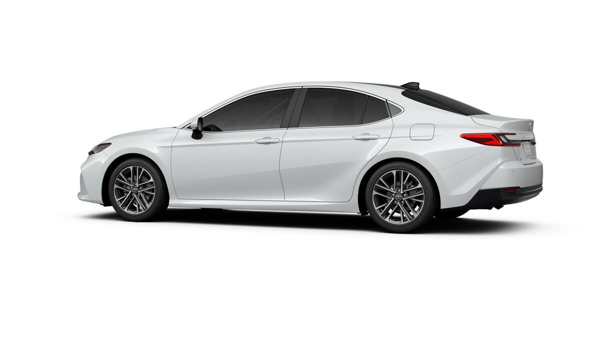 New 2026 Toyota Camry XLE w/ Premium Plus Package AWD/4WD image 5