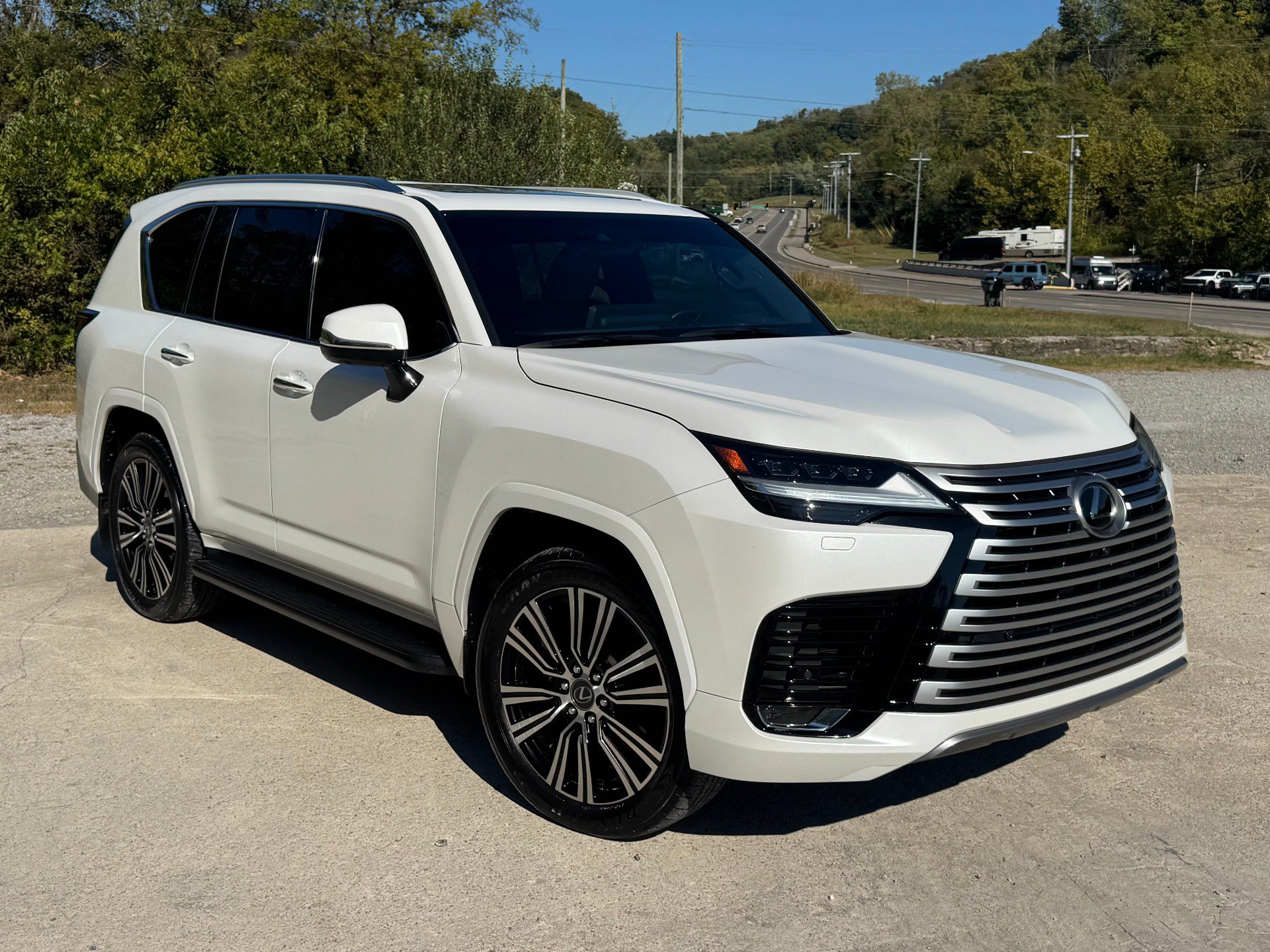 Used 2024 Lexus LX 600 4WD w/ Luxury Package