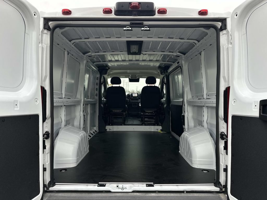 New 2026 RAM ProMaster 1500 w/ Convenience Group FWD image 9