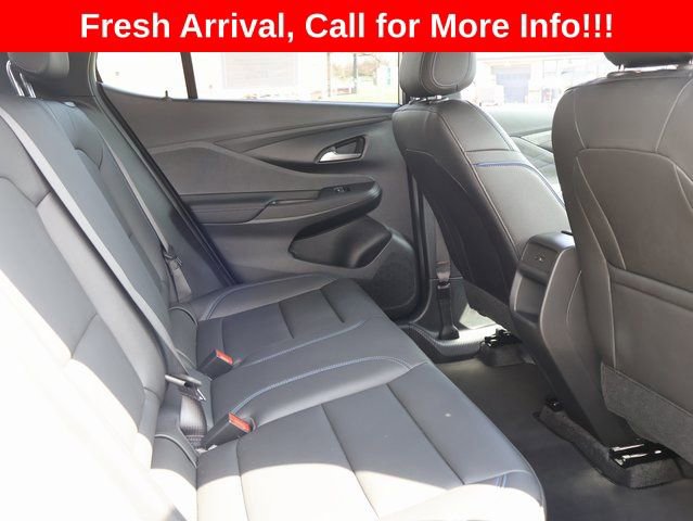 Certified 2025 Buick Envista Sport Touring image 13