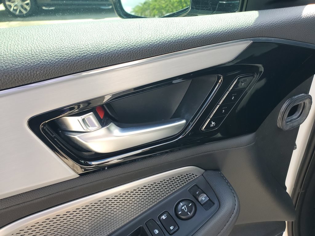 Used 2024 Acura MDX FWD image 23
