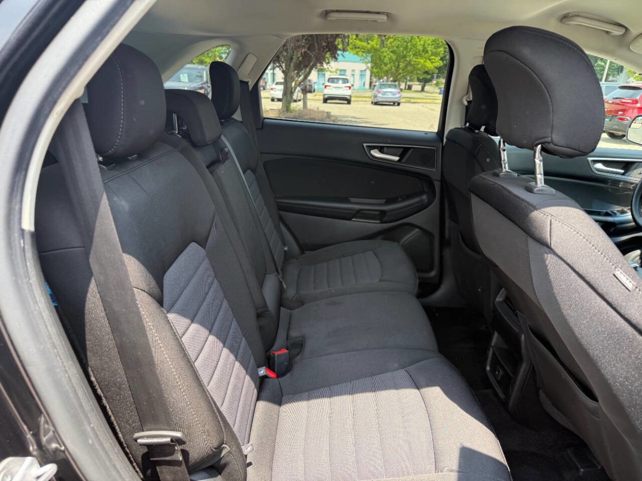 Used 2016 Ford Edge SE image 27