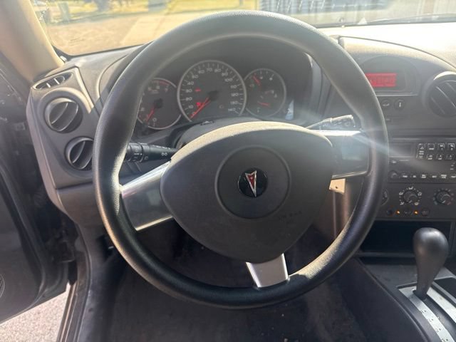 Used 2007 Pontiac Grand Prix w/ Sport Package FWD image 13
