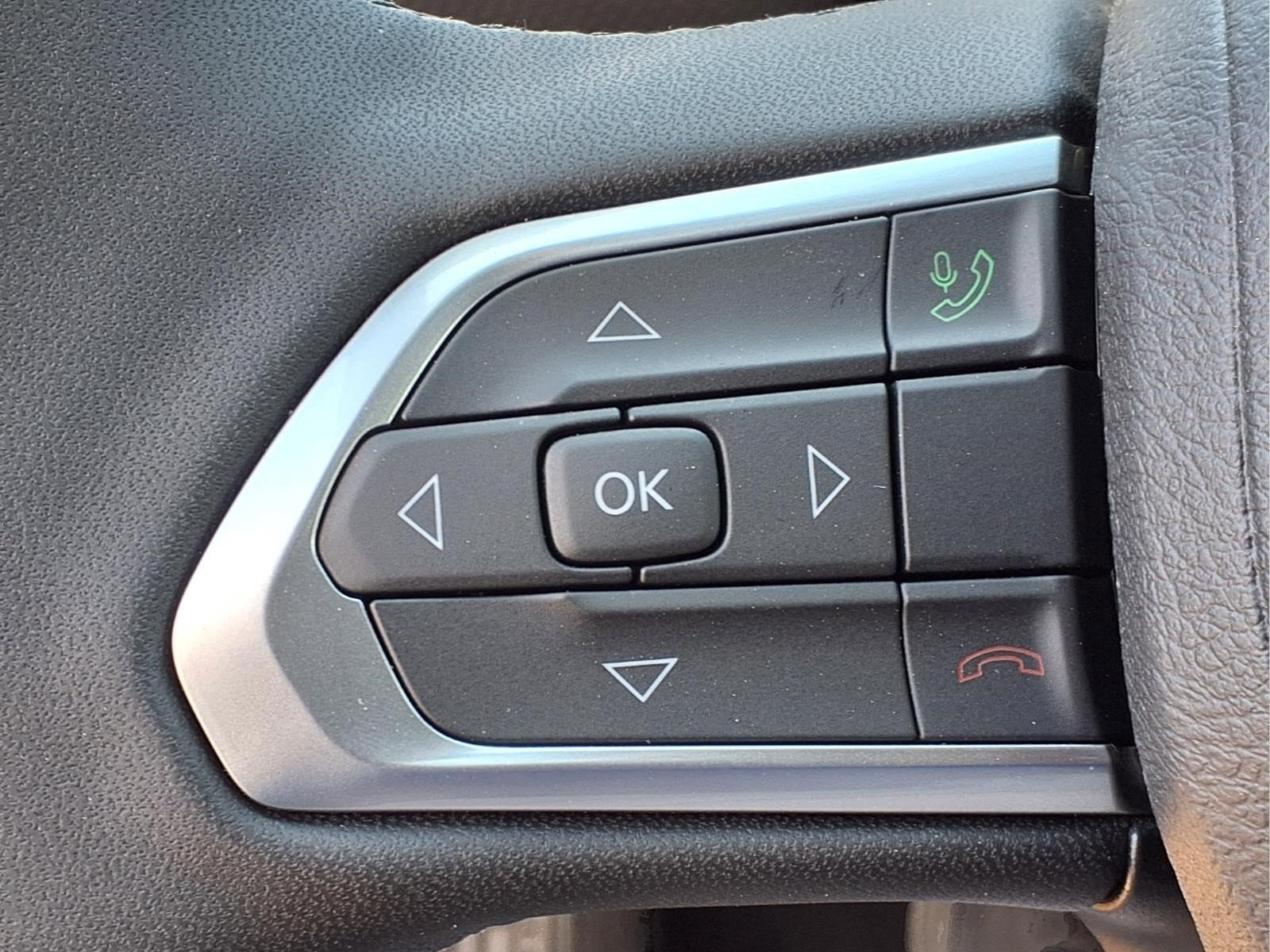 New 2026 Jeep Compass Latitude image 13
