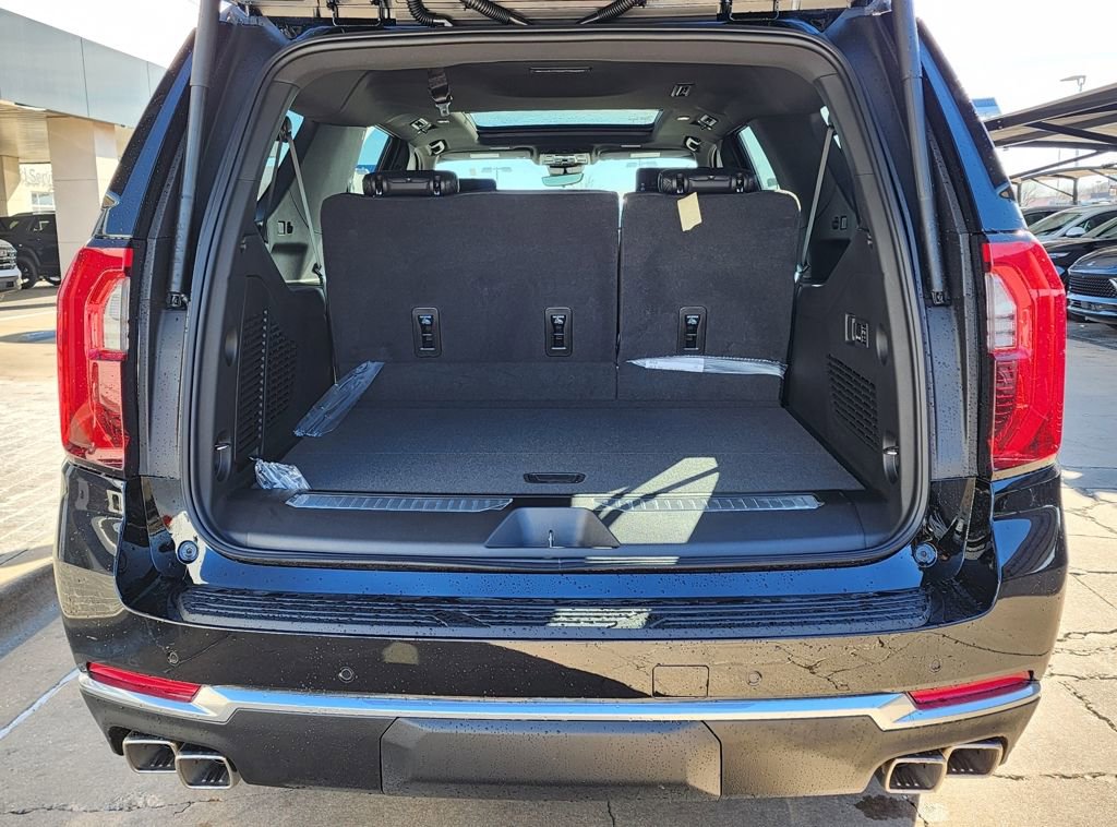New 2026 GMC Yukon XL Denali w/ Denali Reserve Package image 60
