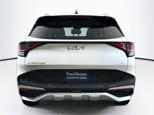 Used 2023 Kia Sportage EX AWD/4WD image 7