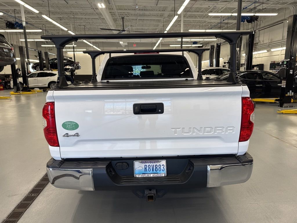 Used 2017 Toyota Tundra SR5 w/ SR5 Upgrade Package AWD/4WD image 29