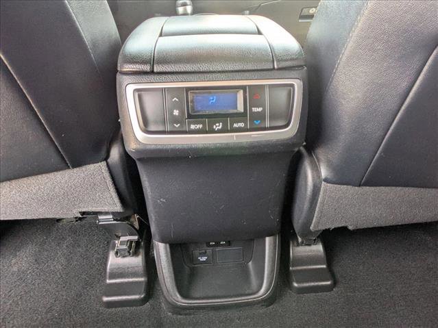 Certified 2019 Toyota Highlander Limited FWD image 18