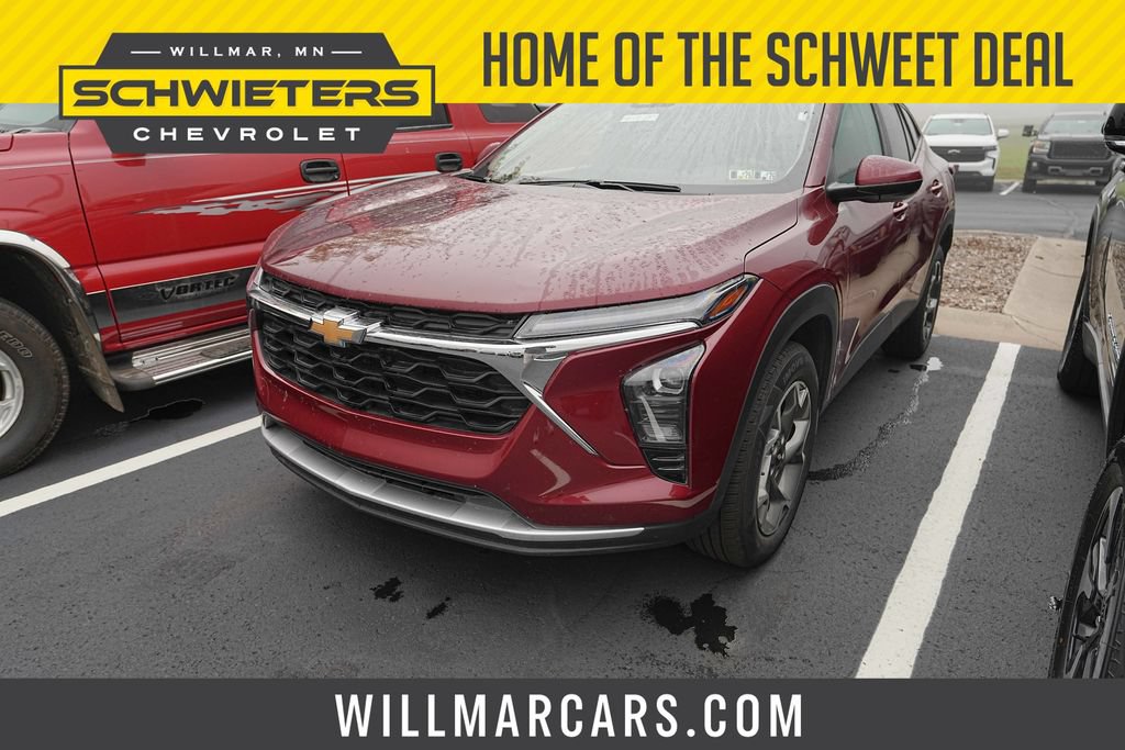Used 2025 Chevrolet Trax LT
