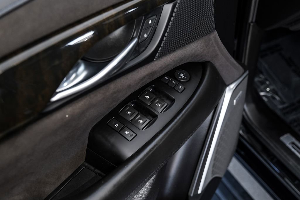 Used 2019 Cadillac Escalade ESV Platinum image 47