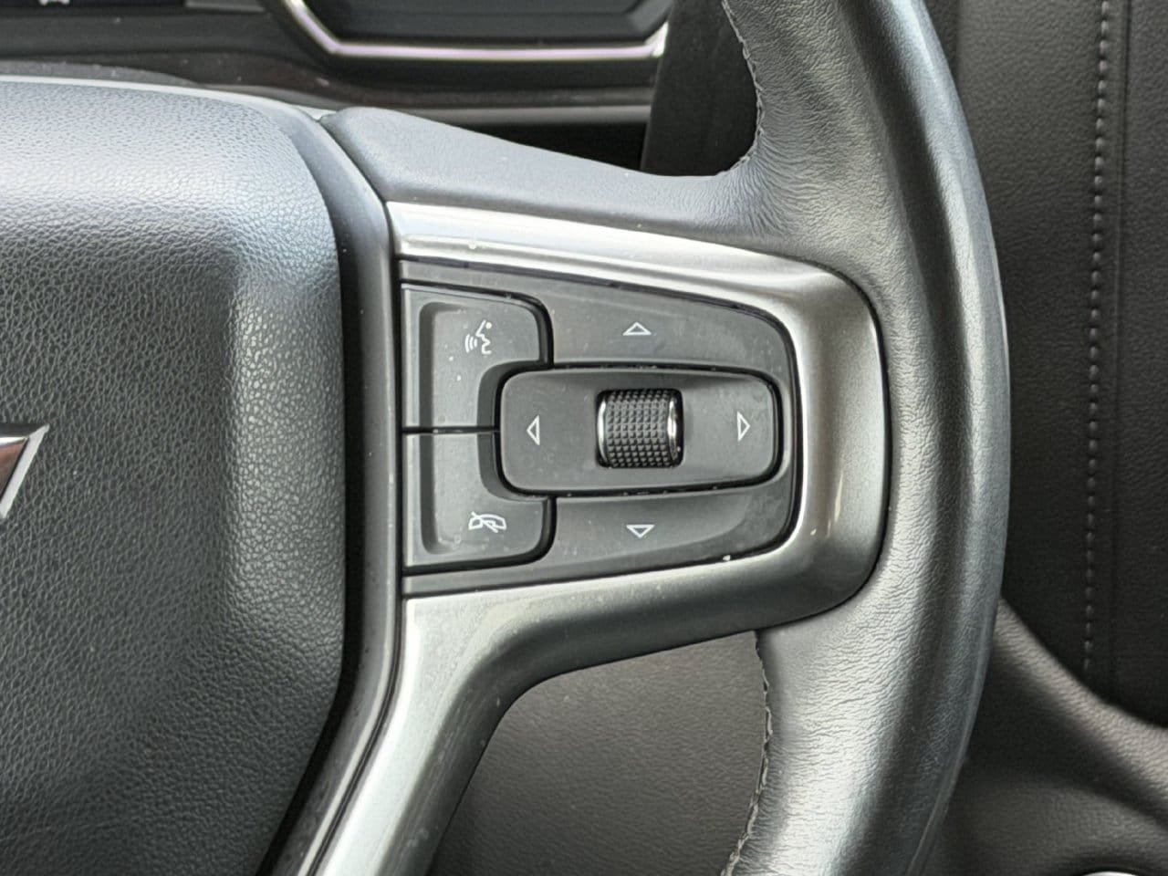 Used 2019 Chevrolet Silverado 1500 RST AWD/4WD image 14