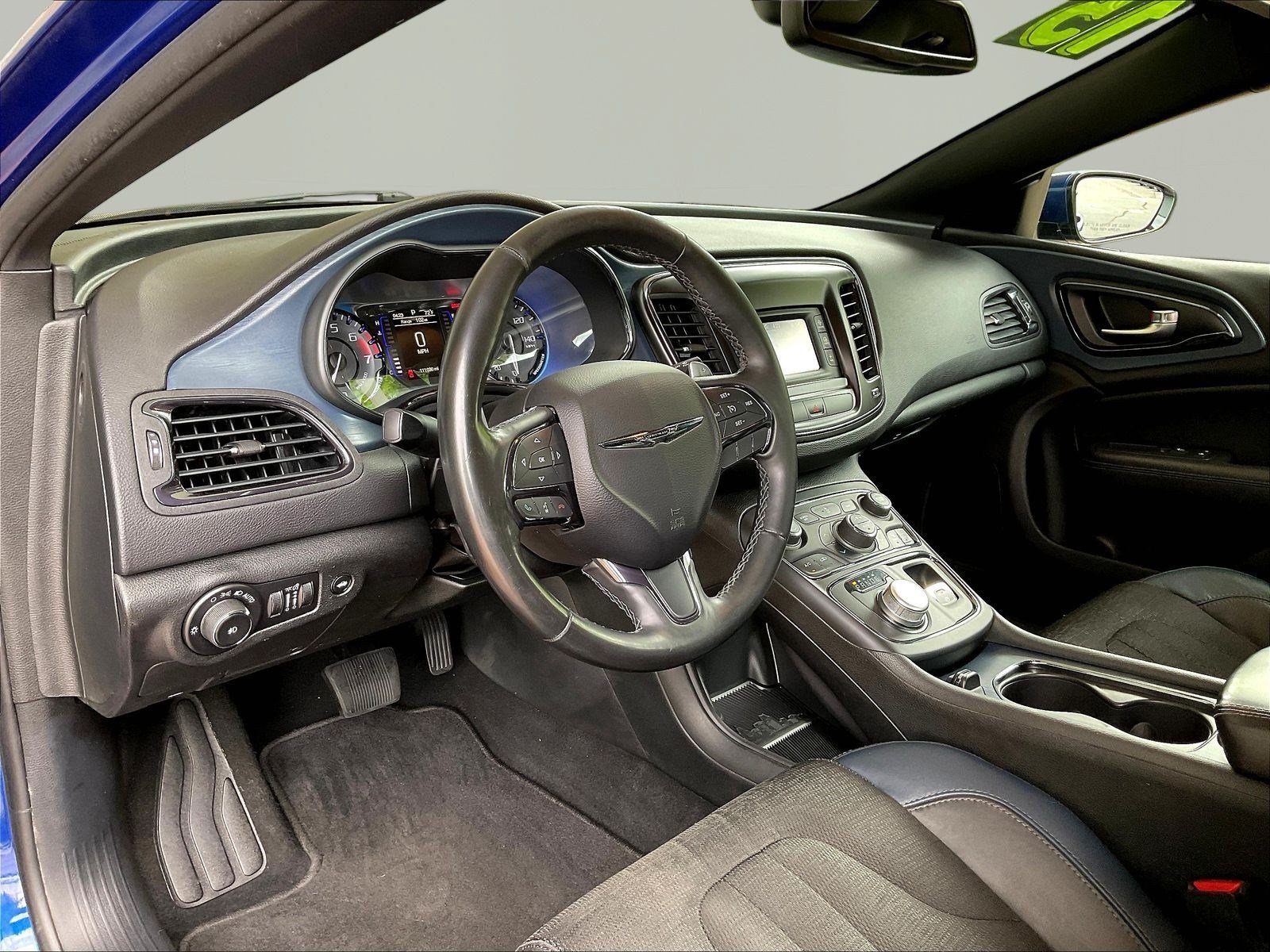 Used 2015 Chrysler 200 S w/ Comfort Group FWD image 16
