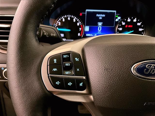 Used 2024 Ford Explorer Limited w/ Equipment Group 301A AWD/4WD image 17
