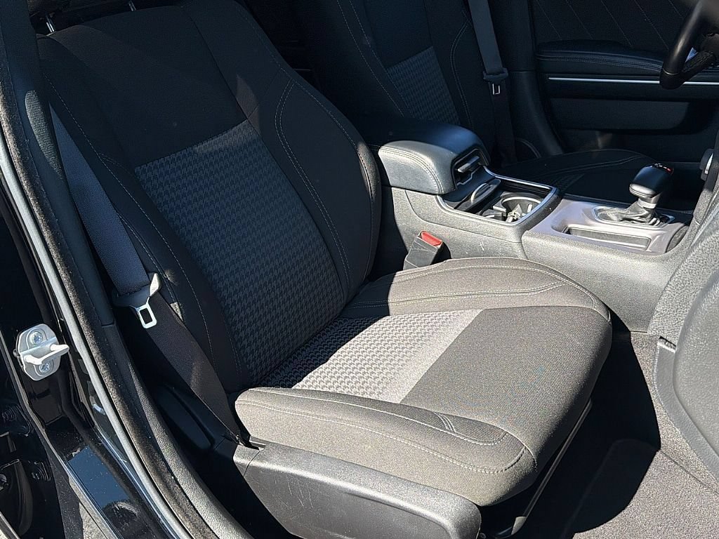 Used 2023 Dodge Charger SXT RWD image 23