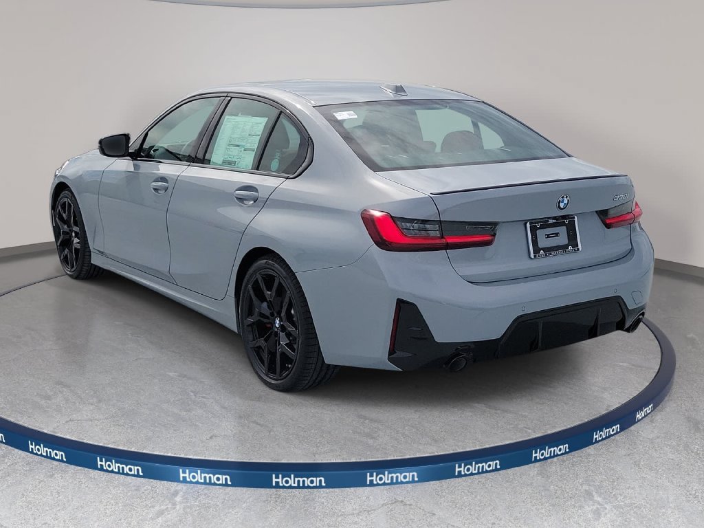 New 2026 BMW 330i Sedan w/ M Sport Package RWD image 6
