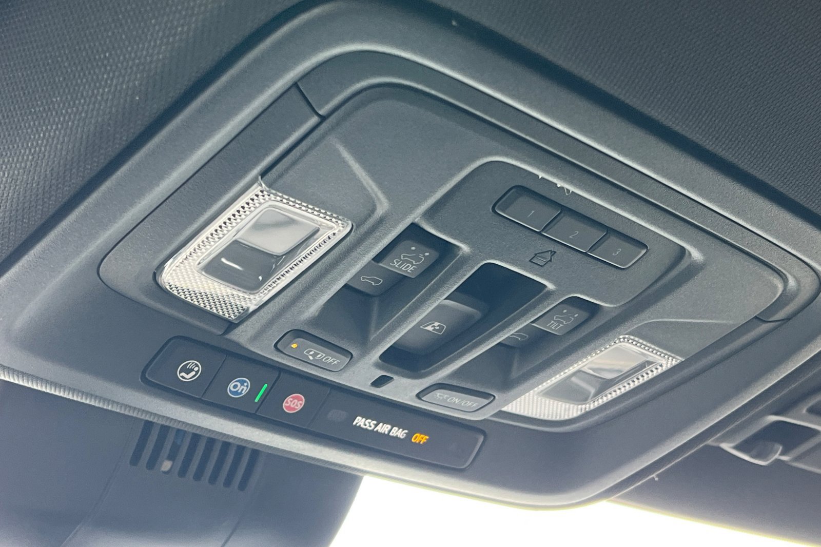 Certified 2025 Chevrolet Silverado 1500 ZR2 w/ Technology Package image 24