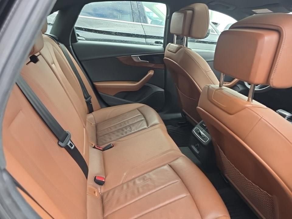 Used 2023 Audi A4 2.0T Premium w/ Convenience Package image 6