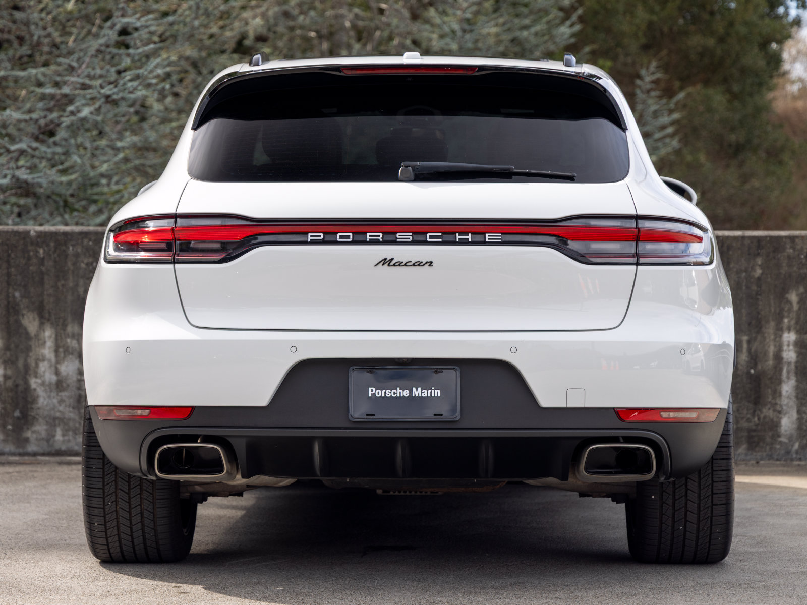 Certified 2021 Porsche Macan AWD/4WD image 10