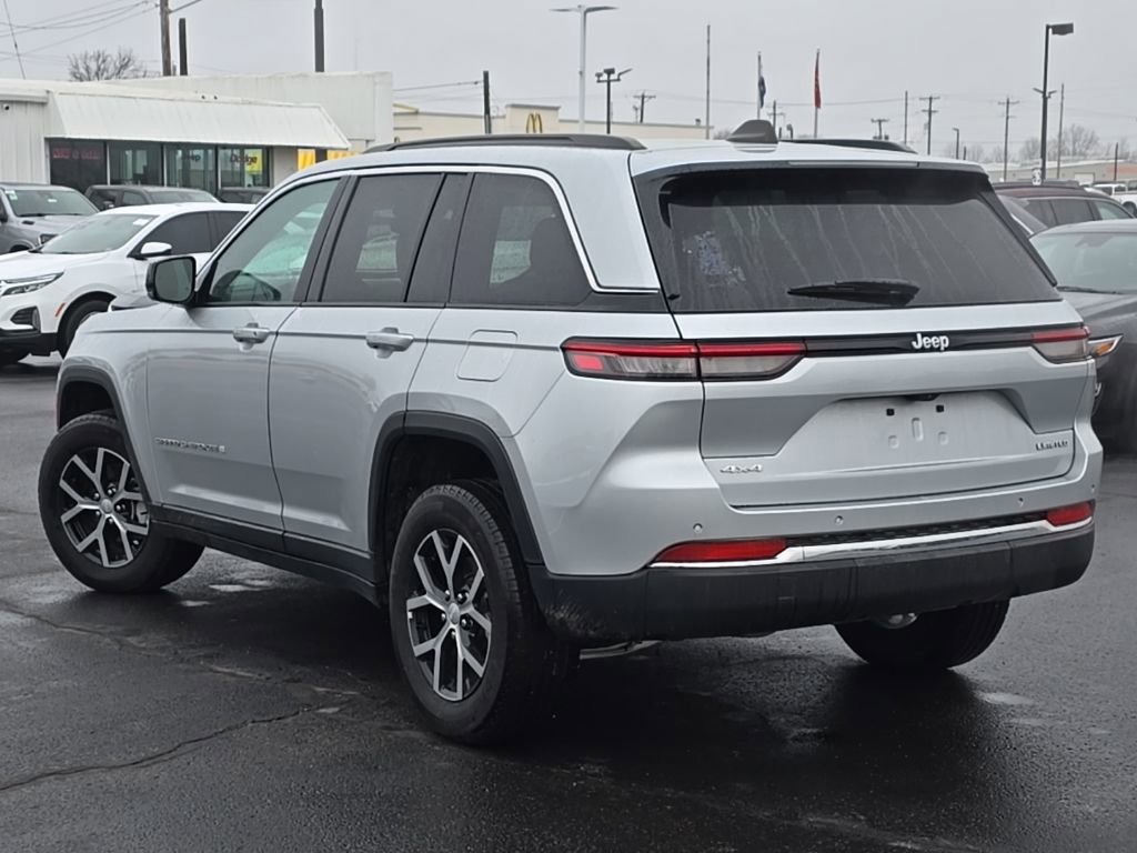 Used 2024 Jeep Grand Cherokee Limited AWD/4WD image 62