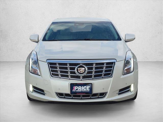 Used 2013 Cadillac XTS Luxury w/ Driver Awareness Package FWD video 2