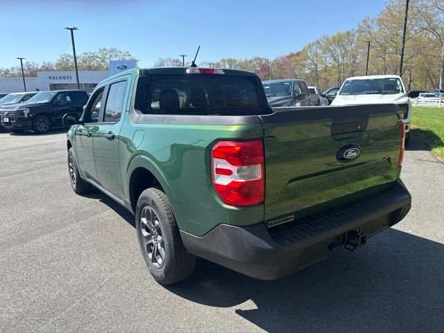New 2025 Ford Maverick XLT FWD image 9