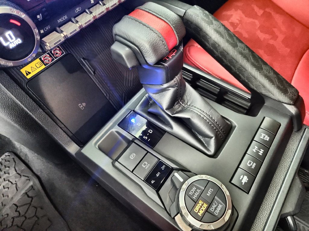 Used 2025 Toyota Tacoma TRD Pro AWD/4WD image 31