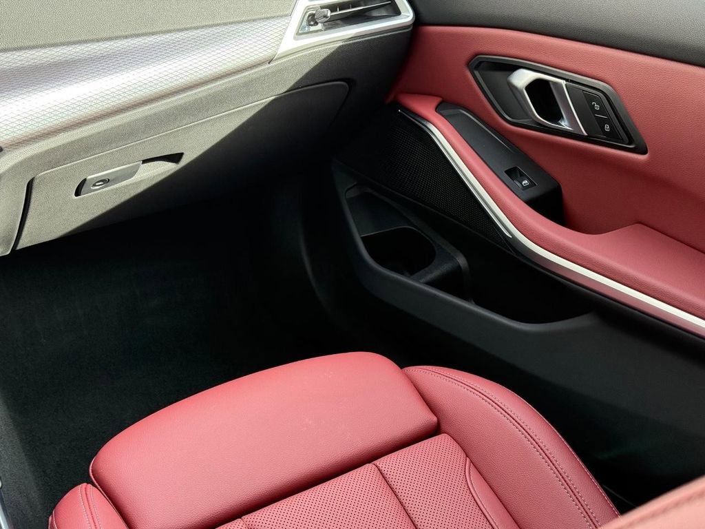 Used 2025 BMW 330i xDrive Sedan w/ Premium Package image 14