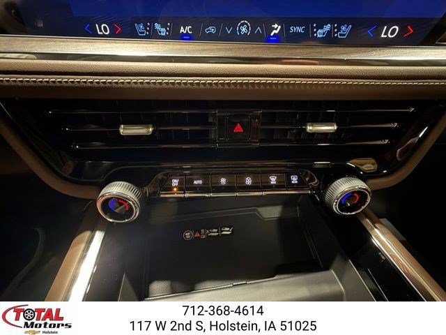 New 2026 Chevrolet Tahoe High Country w/ Sun And Tow Package AWD/4WD image 28