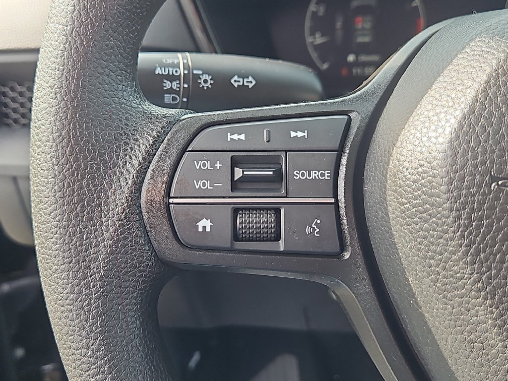 Used 2025 Honda CR-V LX image 19
