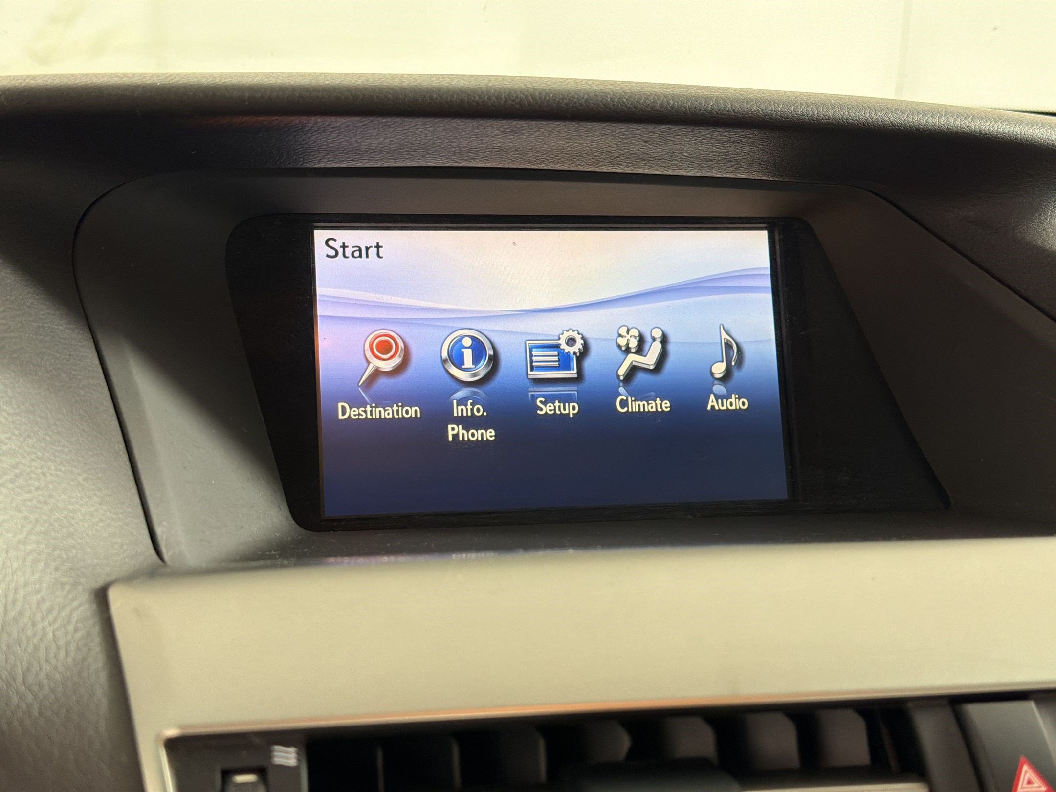 Used 2011 Lexus RX 450h AWD w/ Premium Pkg image 22