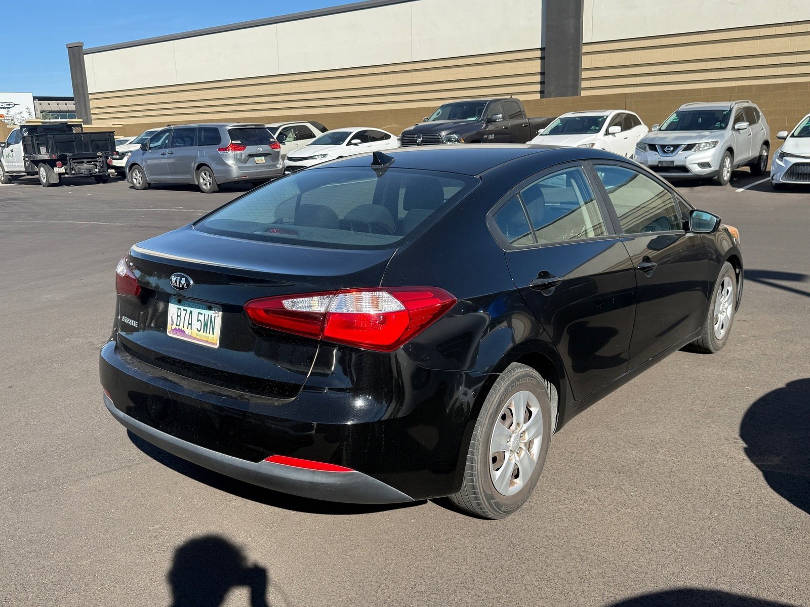Used 2016 Kia Forte LX image 3
