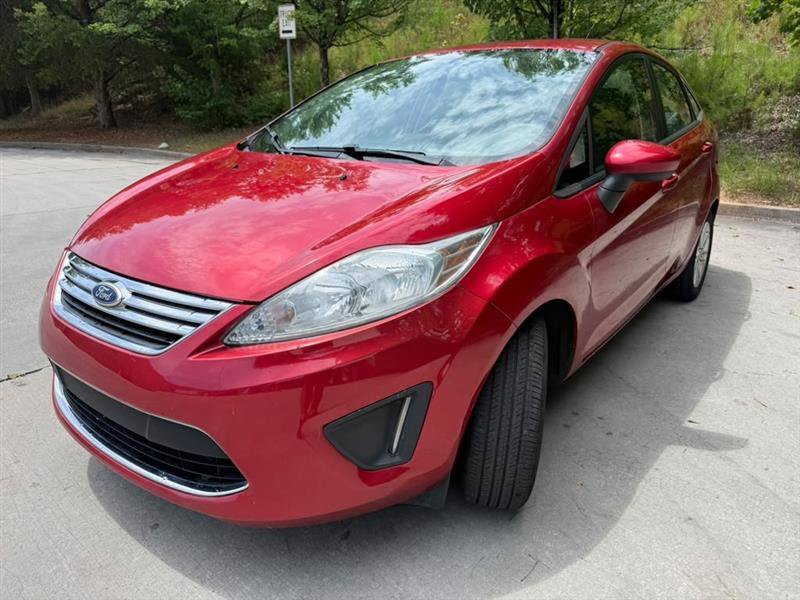Used 2011 Ford Fiesta SE w/ 203A Rapid Spec Order Code FWD image 3