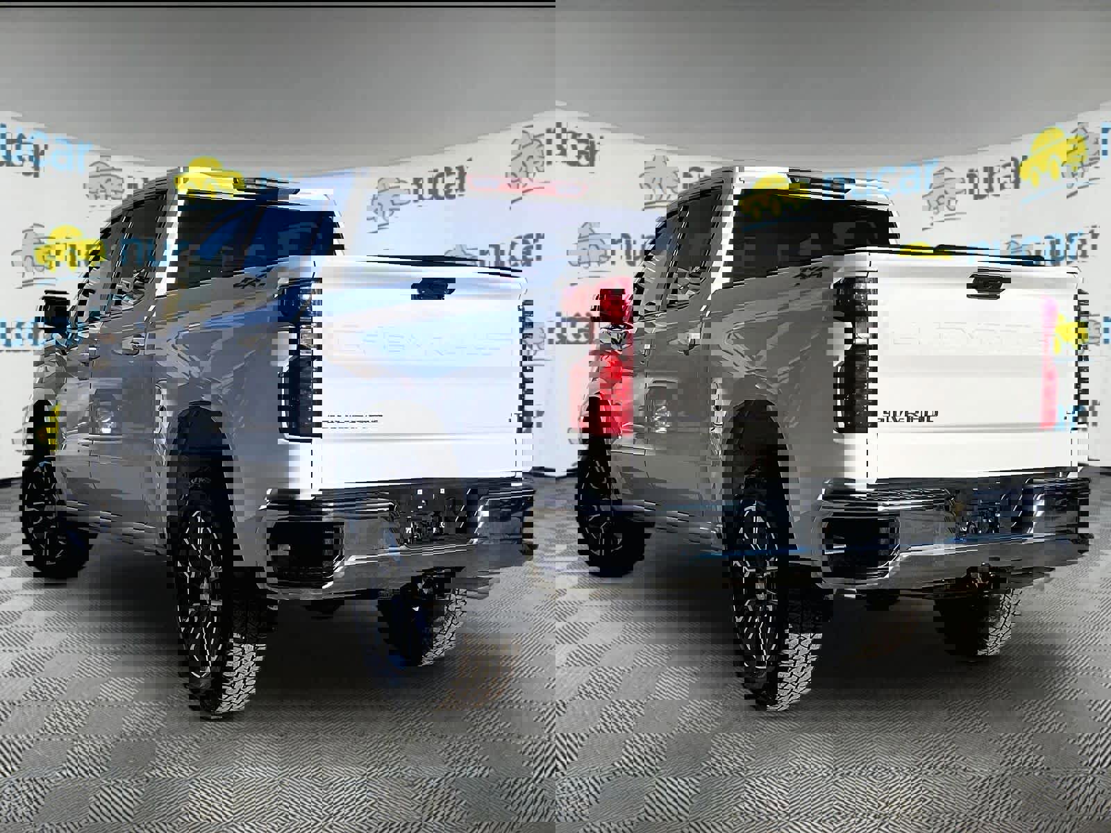 Used 2023 Chevrolet Silverado 1500 LT image 4