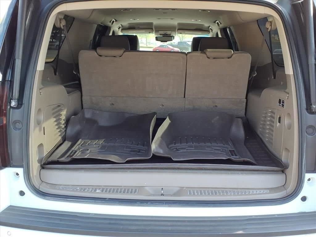 Used 2019 Chevrolet Suburban Premier w/ RST 6.2L Performance Edition RWD image 14