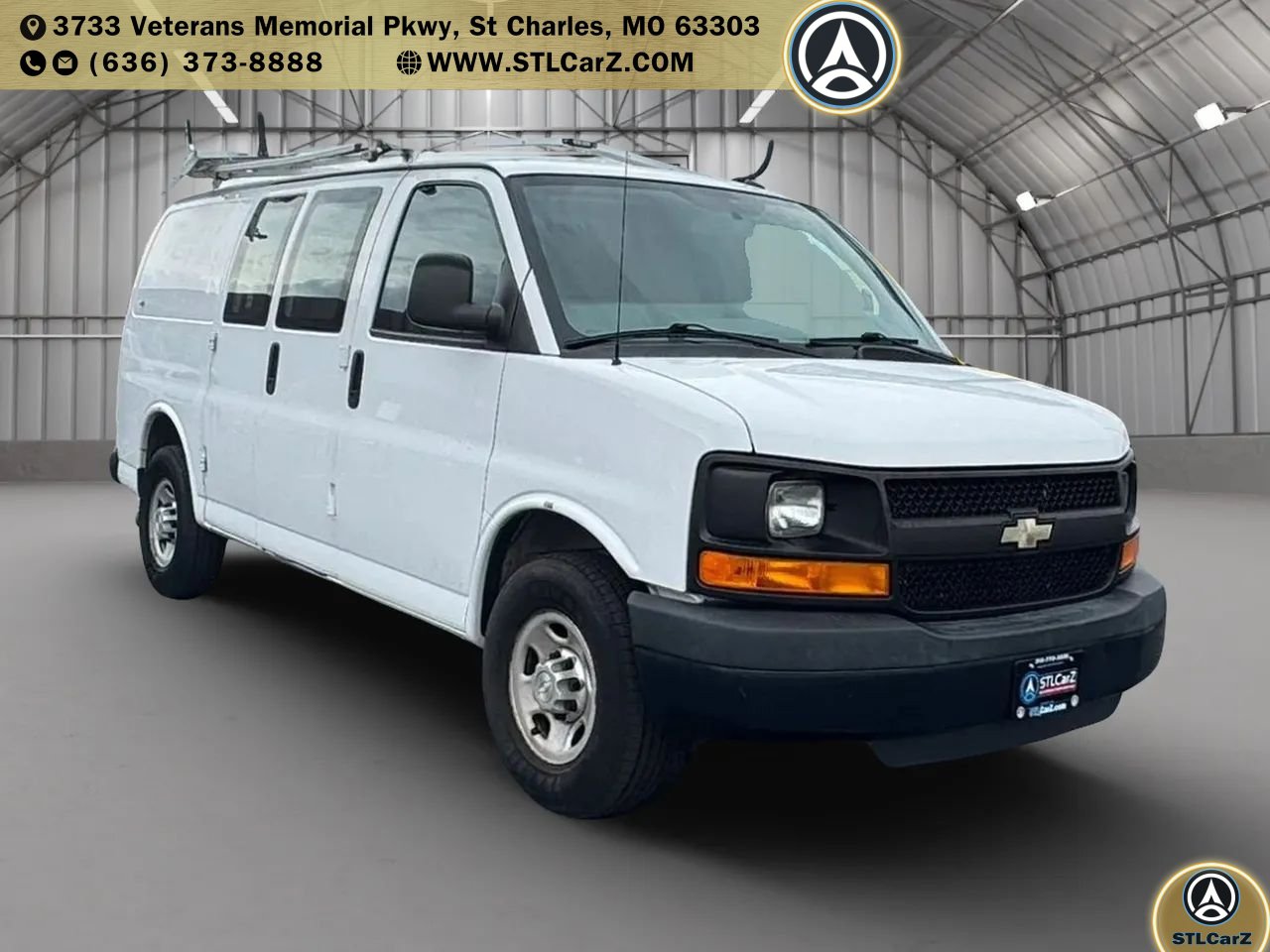 Used 2015 Chevrolet Express 2500 RWD image 1