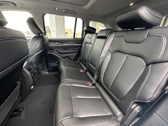 New 2024 Jeep Grand Cherokee Limited 4xe image 25