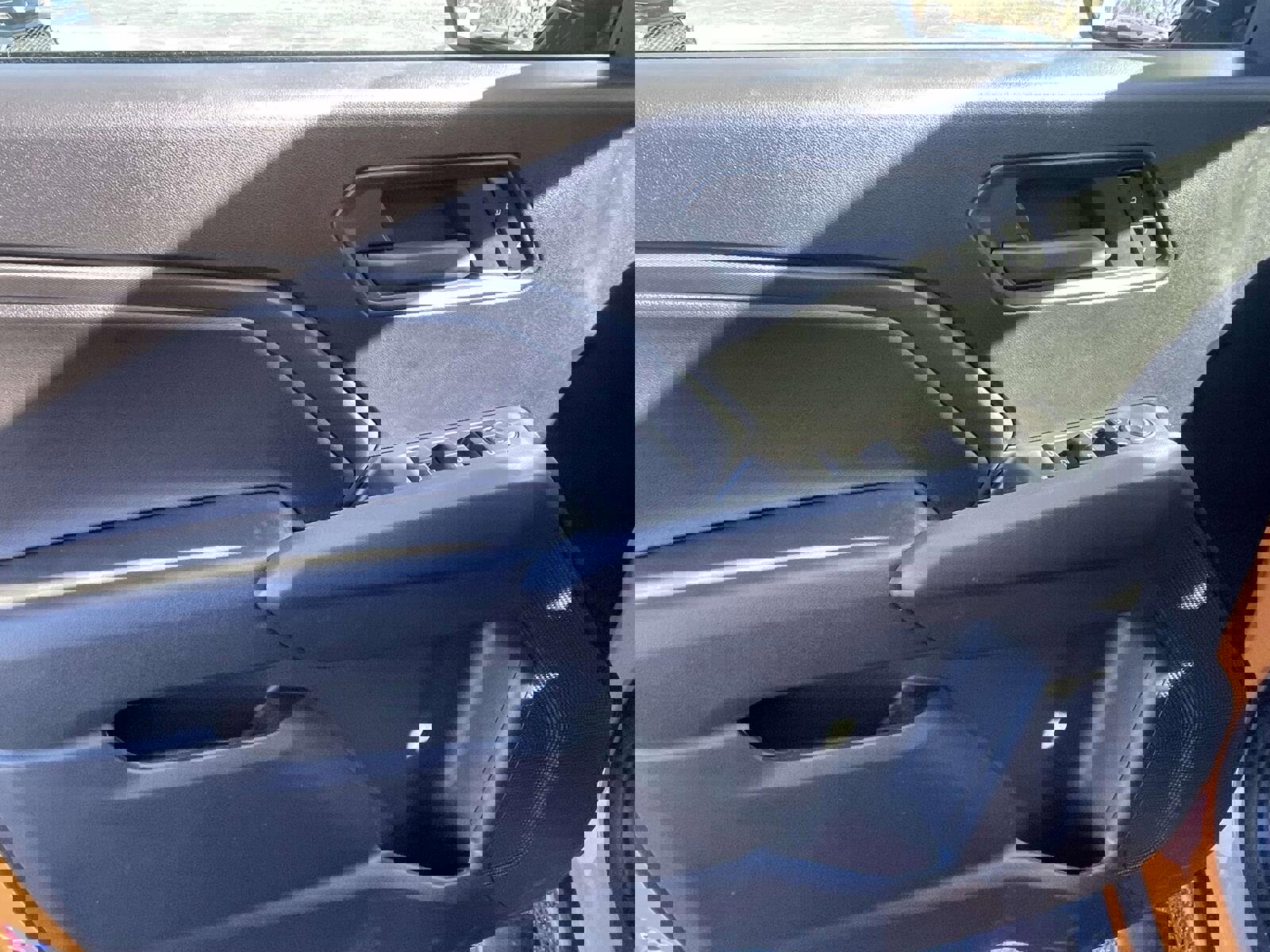 Used 2026 Chevrolet Colorado W/T w/ WT Custom Package image 15