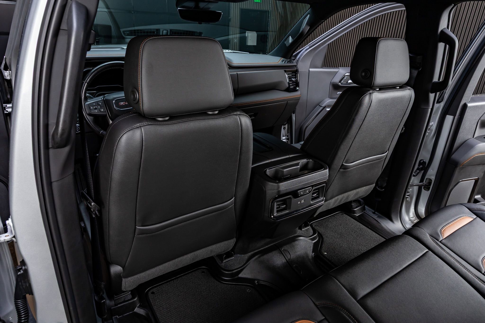 Used 2022 GMC Sierra 1500 AT4 w/ AT4 Premium Package AWD/4WD image 33