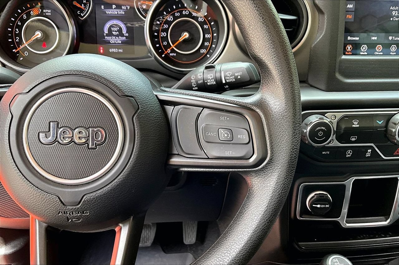 Used 2023 Jeep Wrangler Sport AWD/4WD image 10