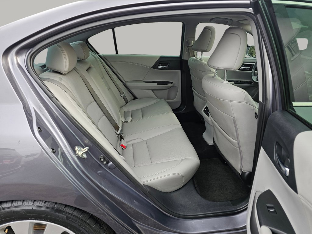 Used 2015 Honda Accord EX-L image 23