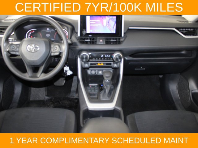 Used 2025 Toyota RAV4 LE AWD/4WD image 15