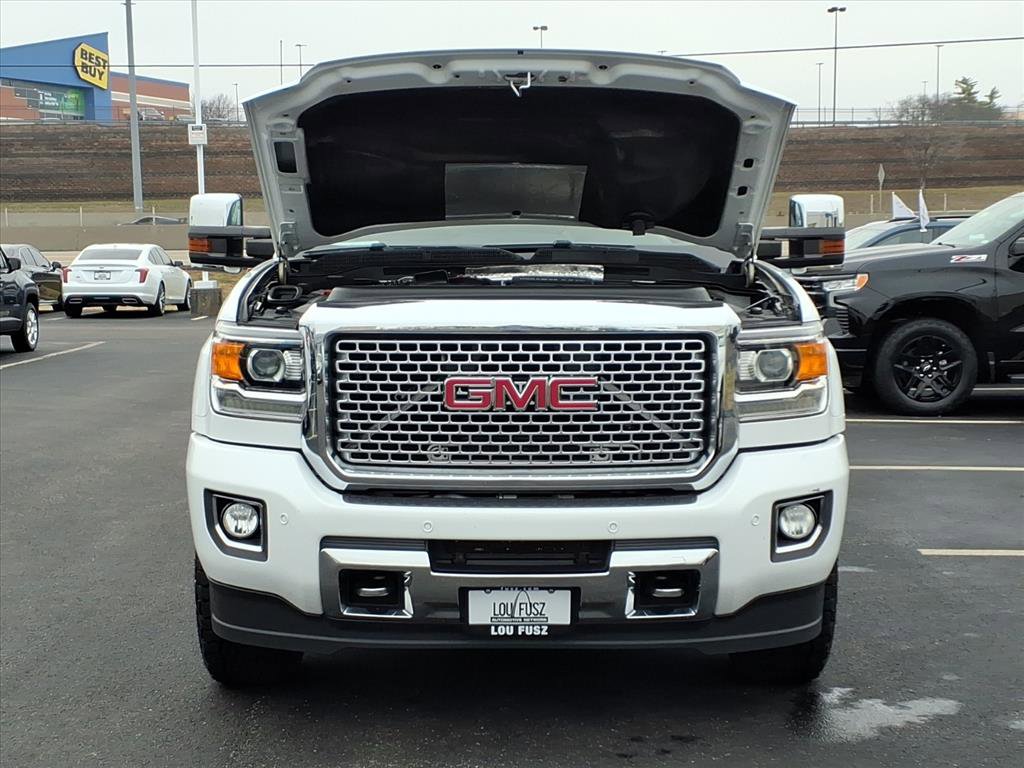 Used 2017 GMC Sierra 3500 Denali w/ Duramax Plus Package image 31