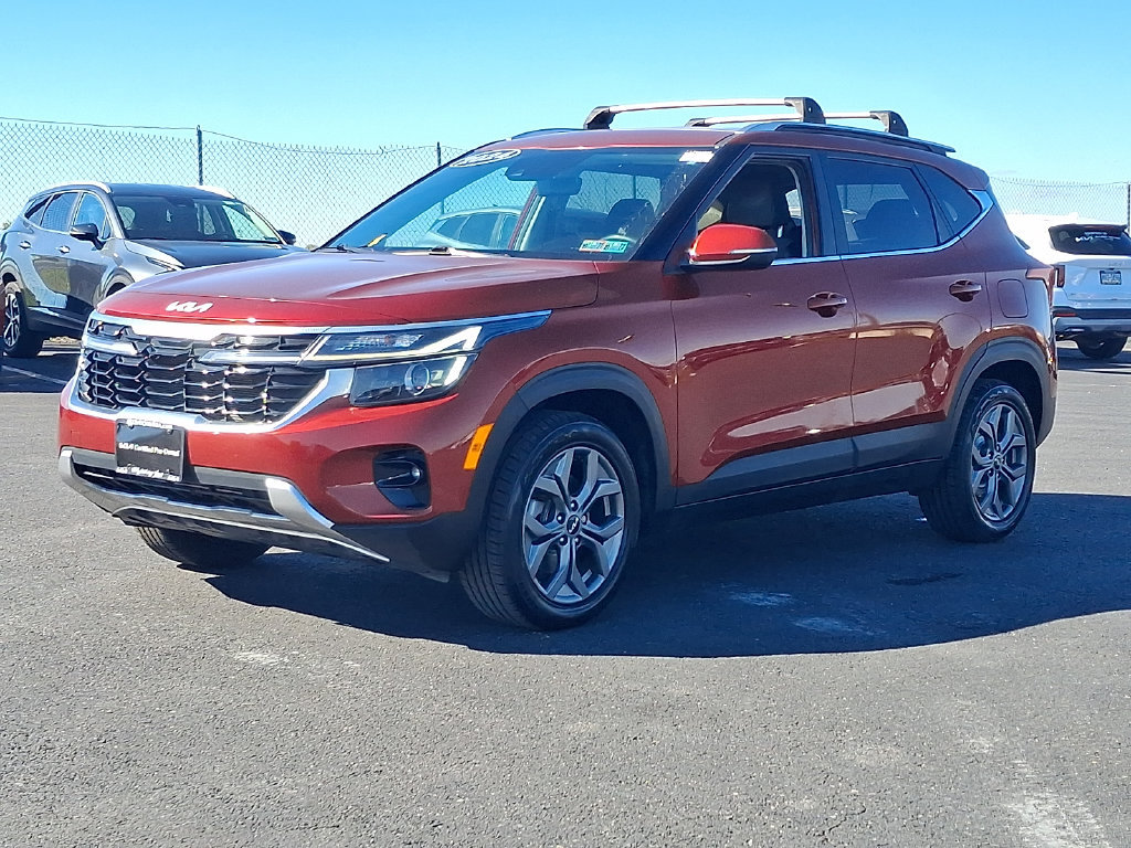 Used 2024 Kia Seltos S AWD/4WD image 3