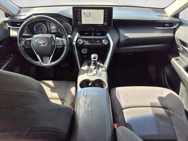 Used 2021 Toyota Venza LE w/ Carpet Mat Package (TMS) AWD/4WD image 16