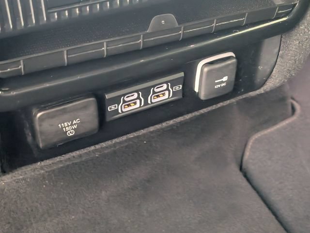 Certified 2022 Jeep Wagoneer Series II AWD/4WD image 25