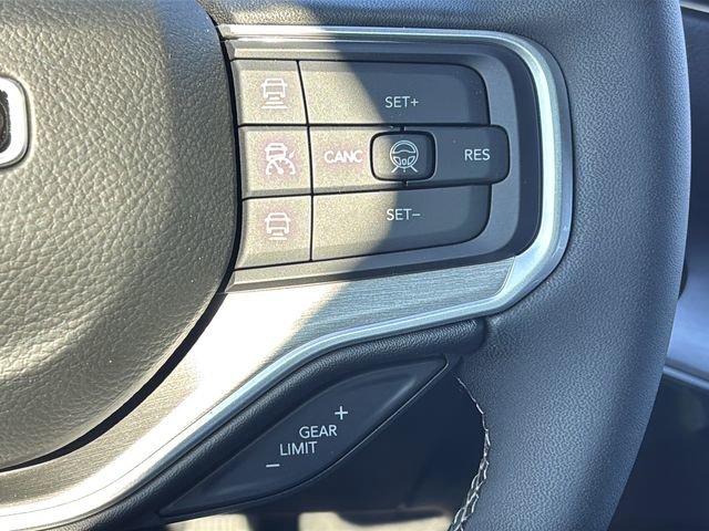 New 2026 Jeep Grand Wagoneer 4WD image 28