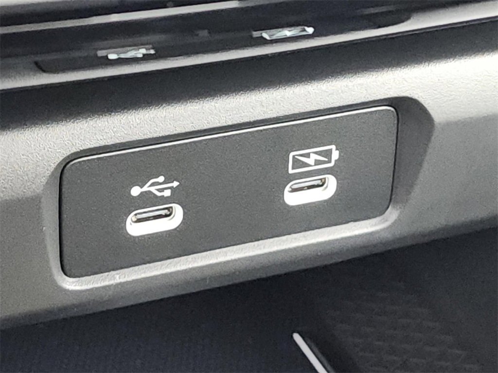 New 2025 Honda Accord Touring image 11