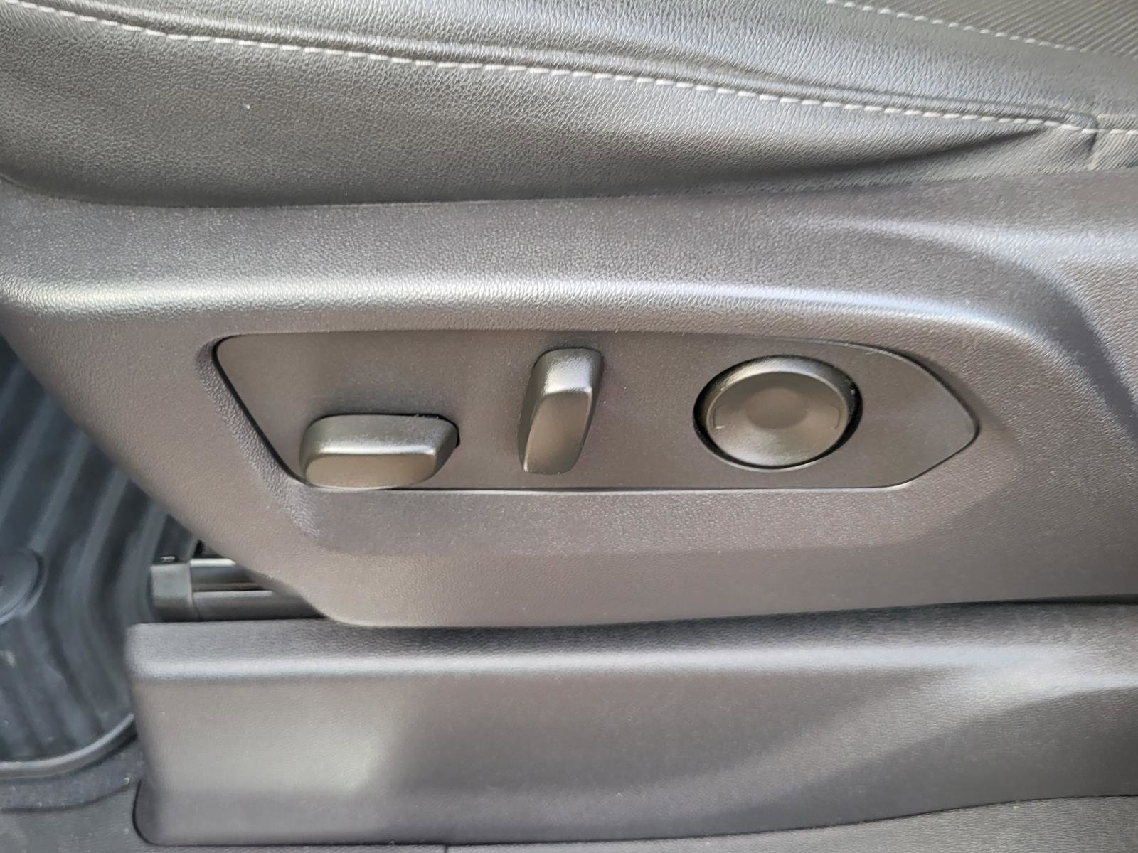 Used 2024 Chevrolet Silverado 1500 LTZ w/ LTZ Convenience Package II image 17