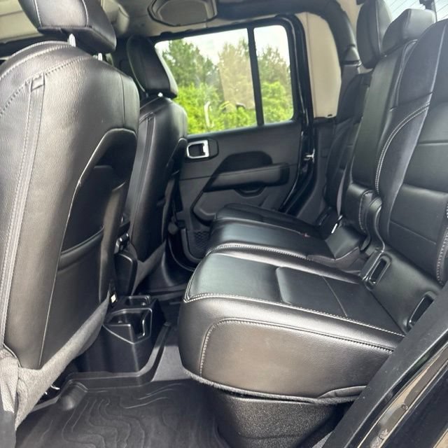 Used 2020 Jeep Gladiator Overland AWD/4WD image 24